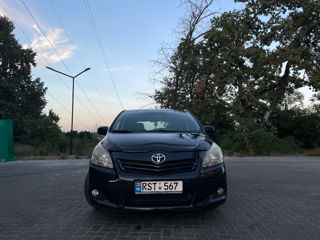 Toyota Verso foto 2