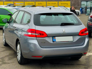 Peugeot 308 foto 8