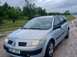 Renault Megane foto 2