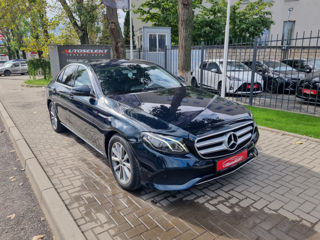 Mercedes E-Class foto 3