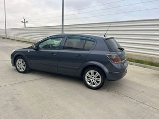 Opel Astra foto 3