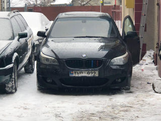 BMW 5 Series foto 6