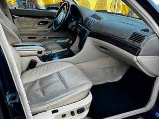 BMW 7 Series foto 6