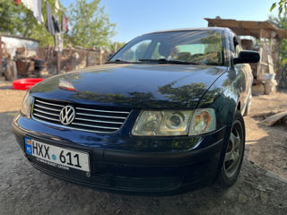 Volkswagen Passat foto 1