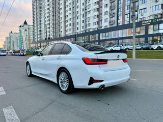 BMW 3 Series foto 4