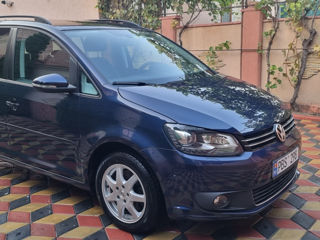 Volkswagen Touran foto 4