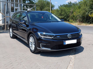 Volkswagen Passat foto 2