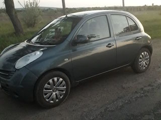 Nissan Micra foto 2