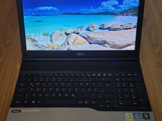 Fujitsu Lifebook A532 foto 2