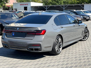 BMW 7 Series foto 3