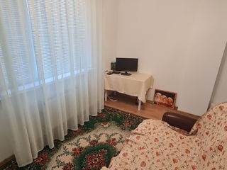 Apartament cu 2 camere, 55 m², Botanica, Chișinău foto 6