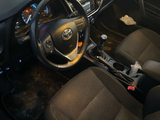 Toyota Auris foto 8