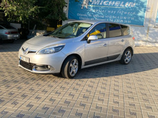 Renault Grand Scenic foto 9