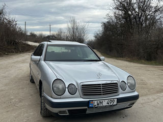 Mercedes E-Class foto 5