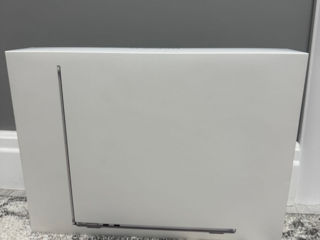 Vind Macbook Air 13 Procesor M3 2024 , 8/512Gb , Silver, Sigilat , Garantie 1 An