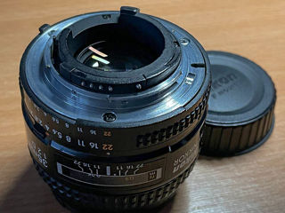 Nikon AF NIKKOR 35mm f/2D Lens with Auto Focus foto 3
