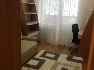 Apartament cu 3 camere, 80 m², Botanica, Chișinău foto 4