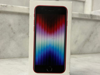 iPhone SE 3 2022 Red 128Gb  Новый!