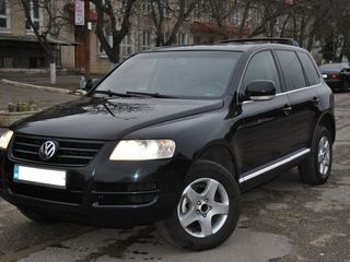 Volkswagen Touareg foto 3