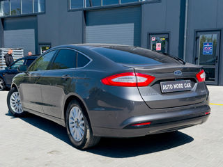 Ford Mondeo foto 3