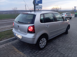 Volkswagen Polo foto 8