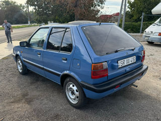 Nissan Micra foto 4