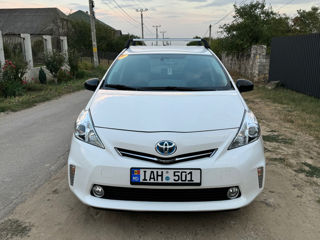 Toyota Prius + foto 4