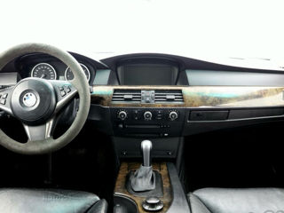 BMW 5 Series foto 7