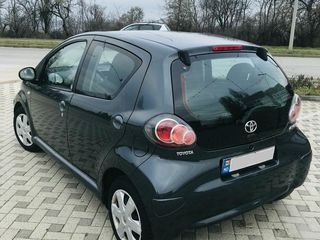 Toyota Aygo foto 2