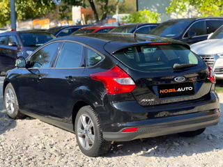 Ford Focus foto 4