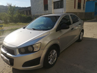 Chevrolet Aveo foto 4