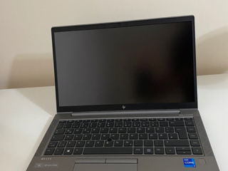HP ZBook Firefly 14 G8 / i7 1165G7 / 16GB RAM / NVIDIA T500 4GB