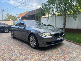 BMW 5 Series foto 1