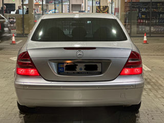 Mercedes E-Class foto 6