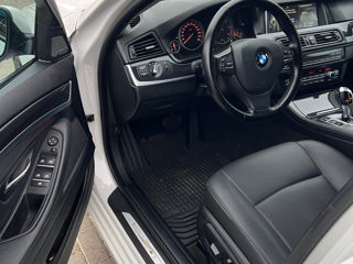 BMW 5 Series foto 5