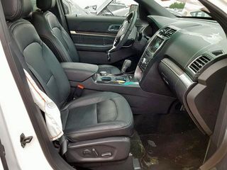 Ford Explorer foto 6