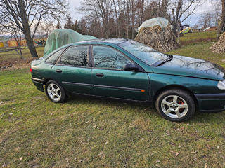 Renault Laguna foto 6