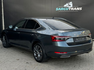 Skoda Superb foto 6