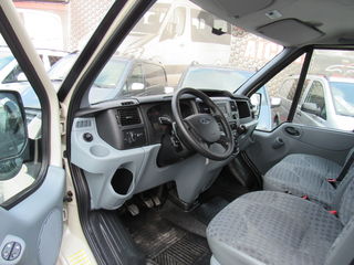 Ford Transit 2.2 7 locuri foto 9