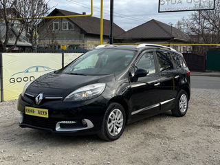 Renault Grand Scenic foto 3