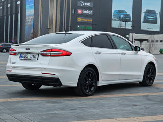 Ford Fusion foto 4