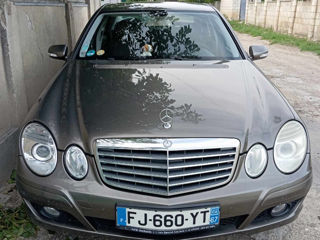 Mercedes E-Class foto 4