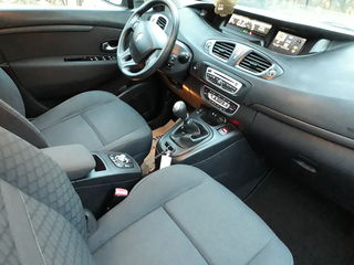 Renault Grand Scenic foto 9