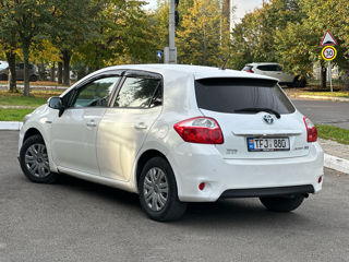 Toyota Auris foto 6