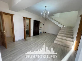 Apartament cu 5 camere sau mai multe, 156 m², Buiucani, Chișinău foto 5