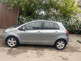 Toyota Yaris foto 0