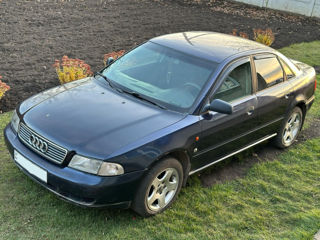 Audi A4 foto 2