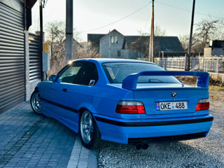 BMW 3 Series Coupe foto 4