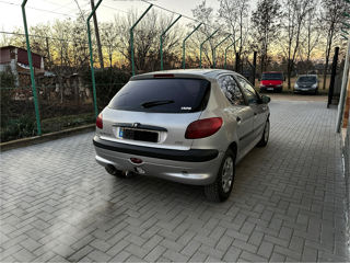 Peugeot 206 foto 4