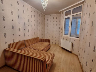 Apartament cu 2 camere, 65 m², Buiucani, Chișinău foto 3